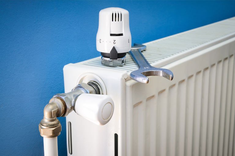 Replacing radiator heating valve